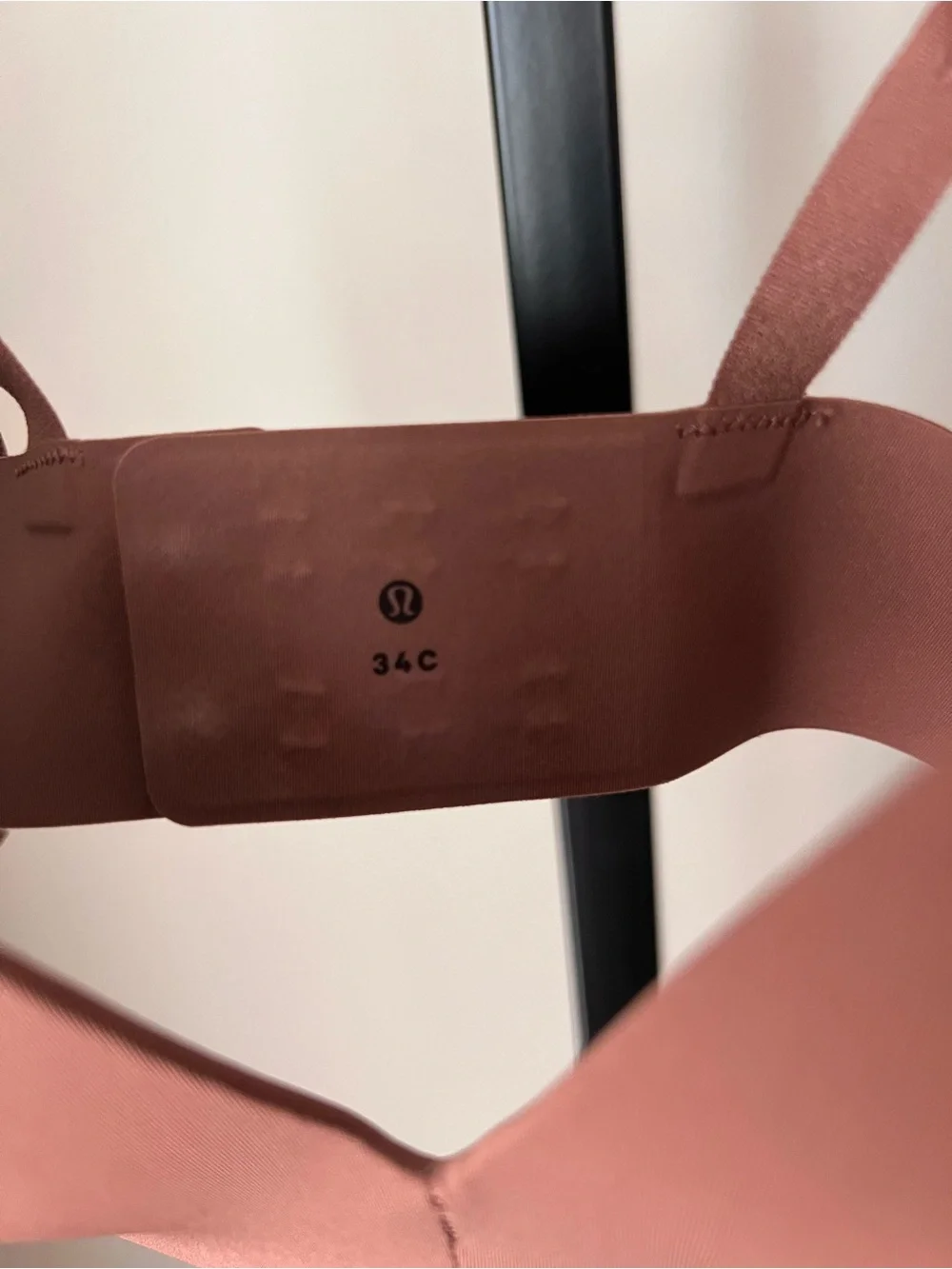 Lululemon Seamless Molded T-Shirt Bra in Dusty Rose